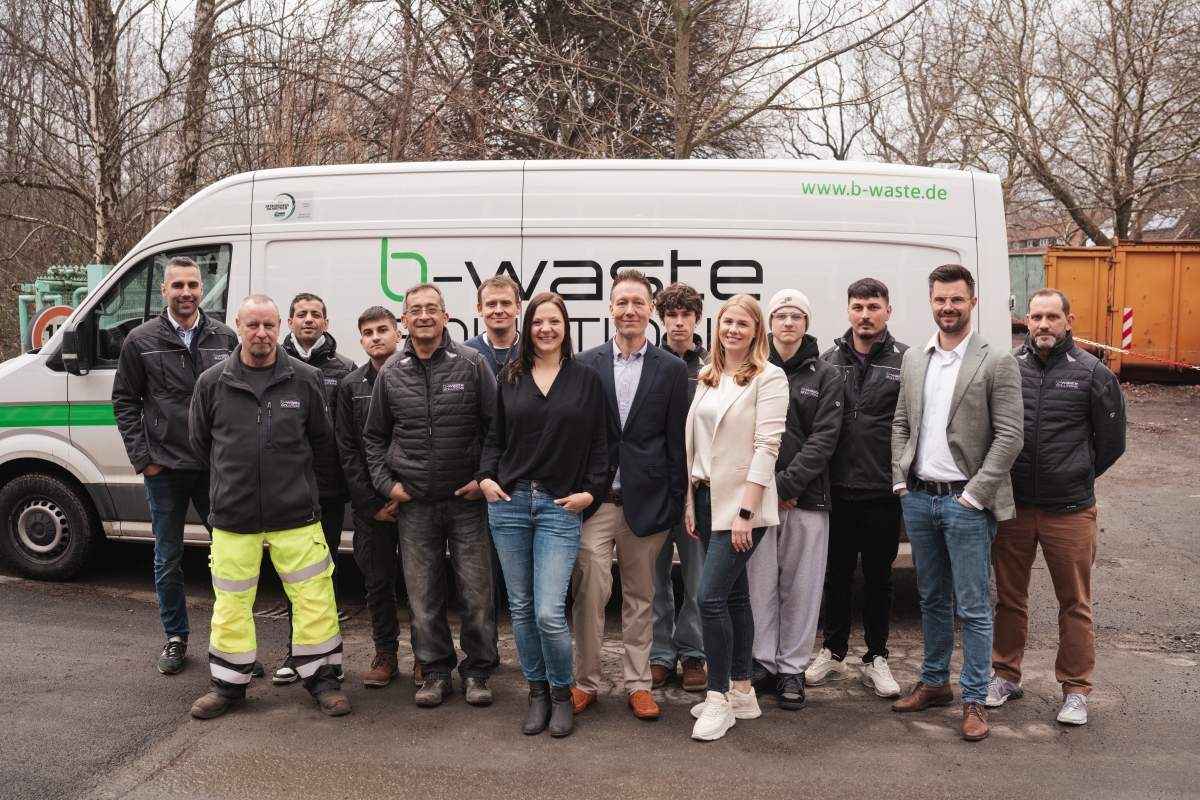 Das Team der B-Waste Solutions GmbH bei einem Kundenbesuch